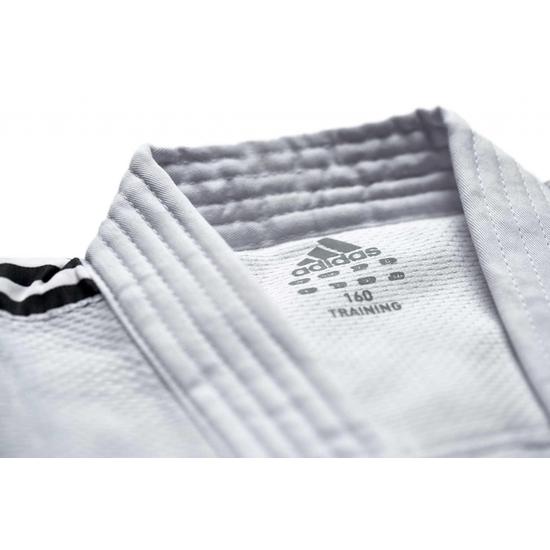 Adidas Training fehér Judo gi J500, fekete vállcsíkkal. Judo ruhák